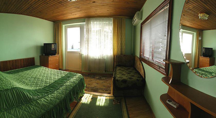 Гостевой дом First Line in Alushta Алушта